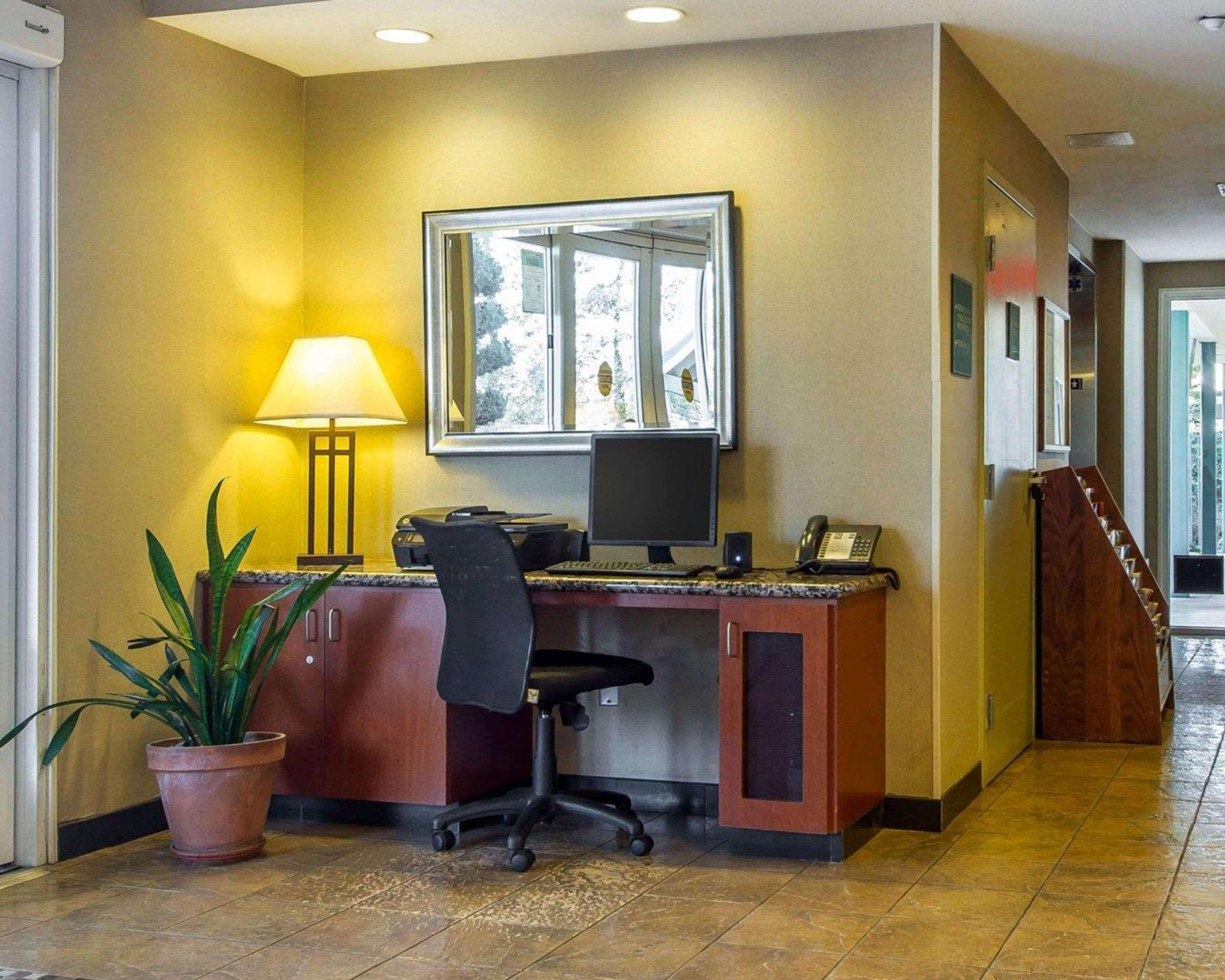 Quality Inn & Suites Livermore Wine Country Екстериор снимка