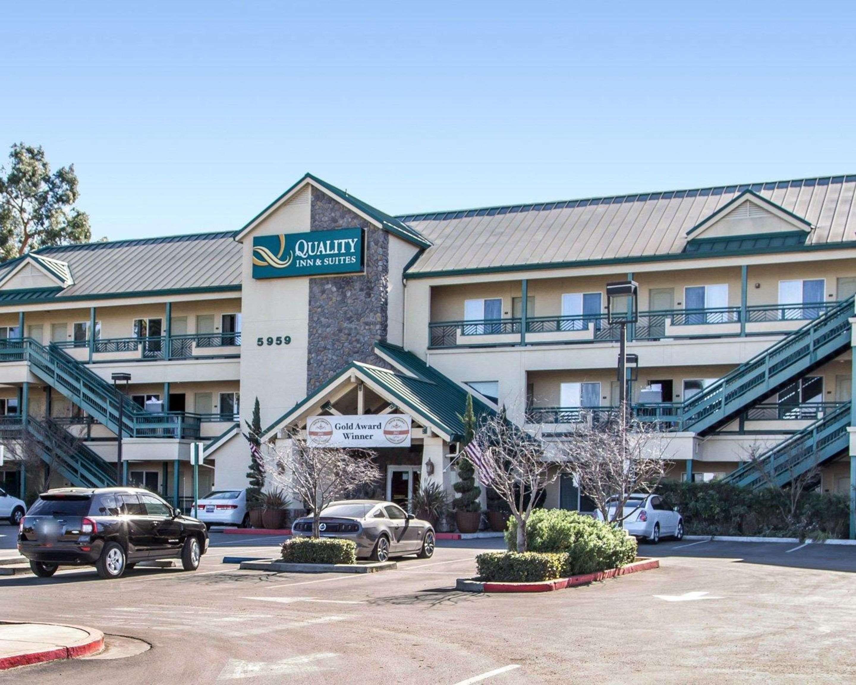 Quality Inn & Suites Livermore Wine Country Екстериор снимка