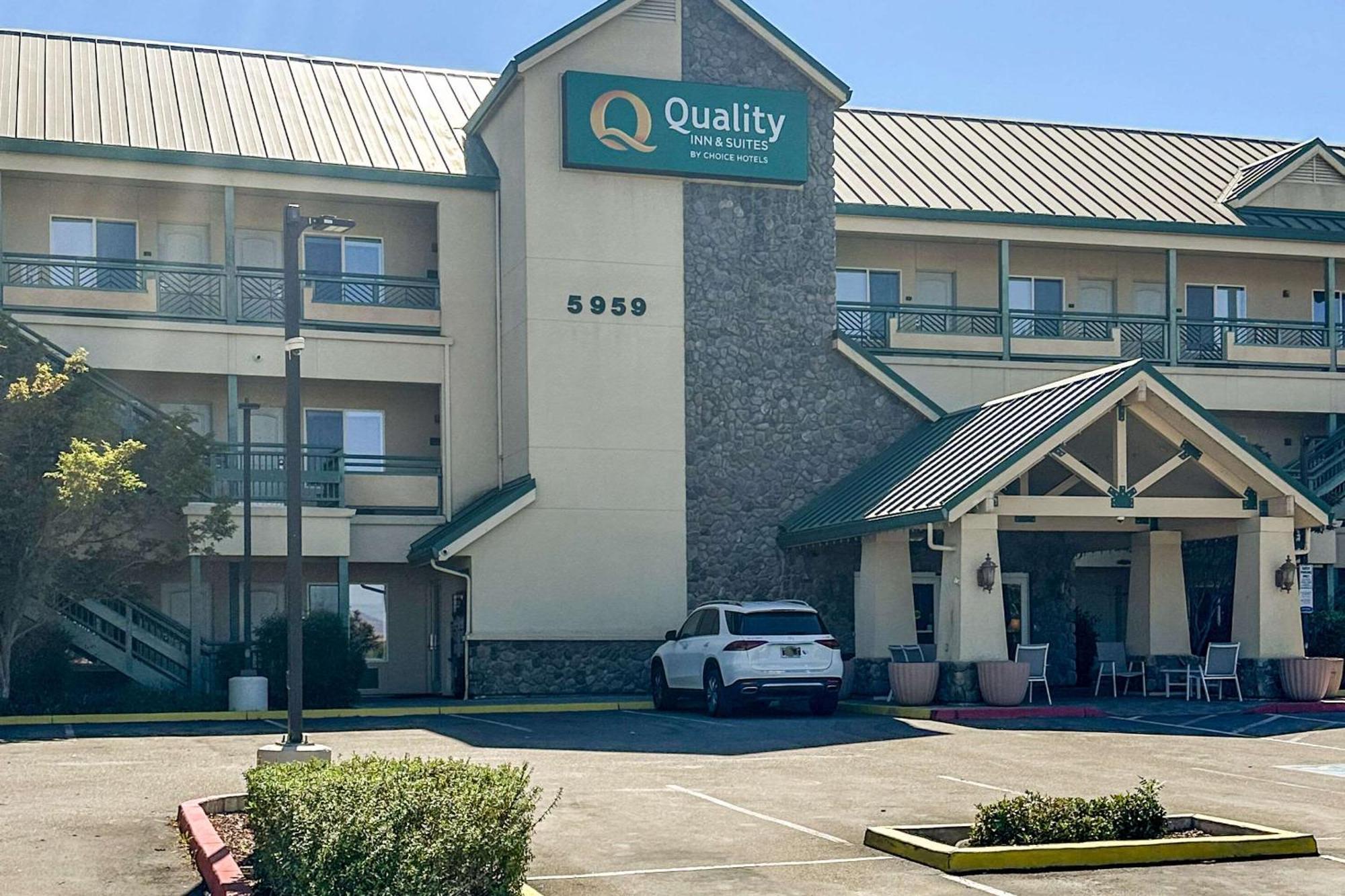 Quality Inn & Suites Livermore Wine Country Екстериор снимка