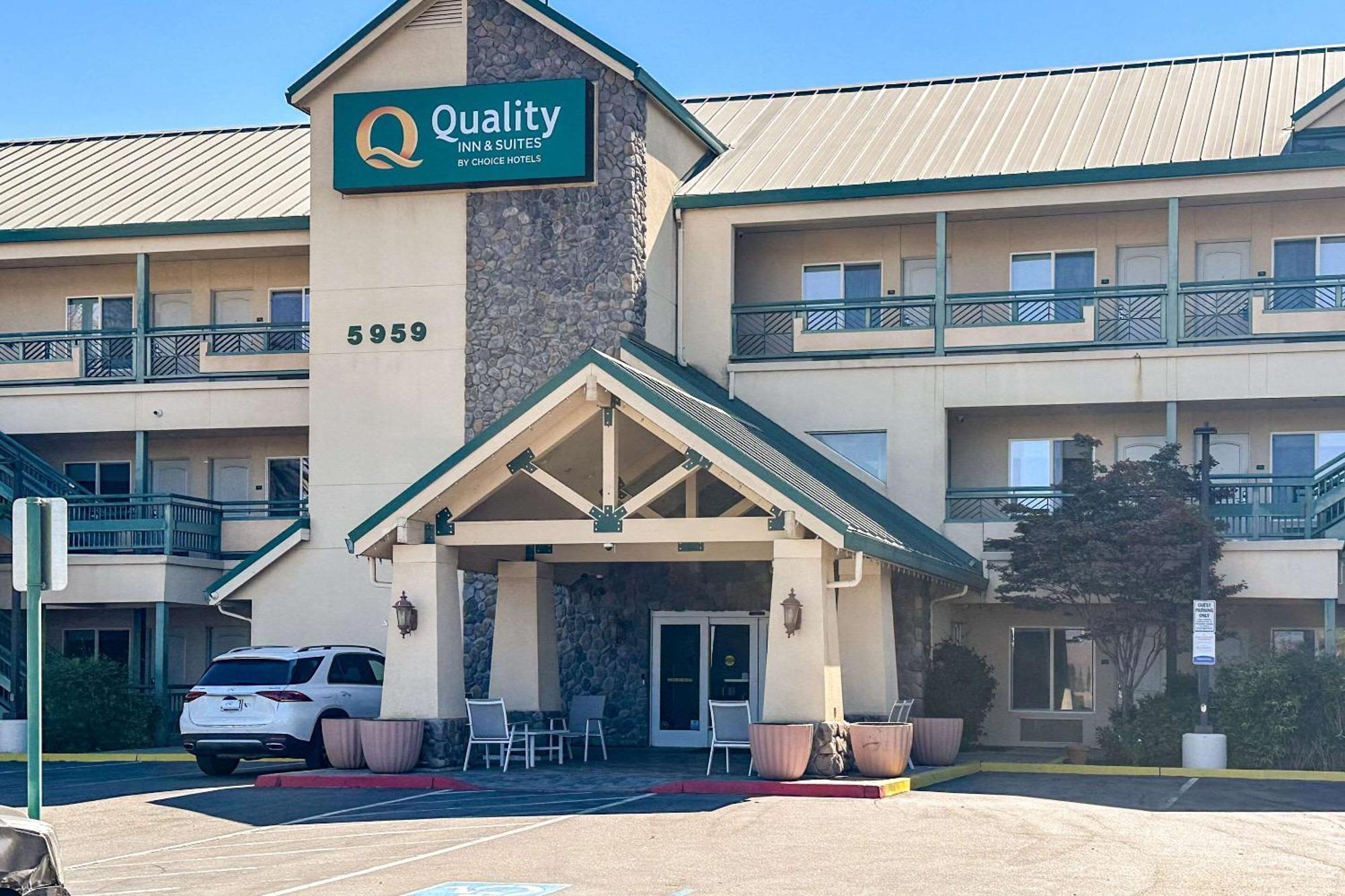 Quality Inn & Suites Livermore Wine Country Екстериор снимка