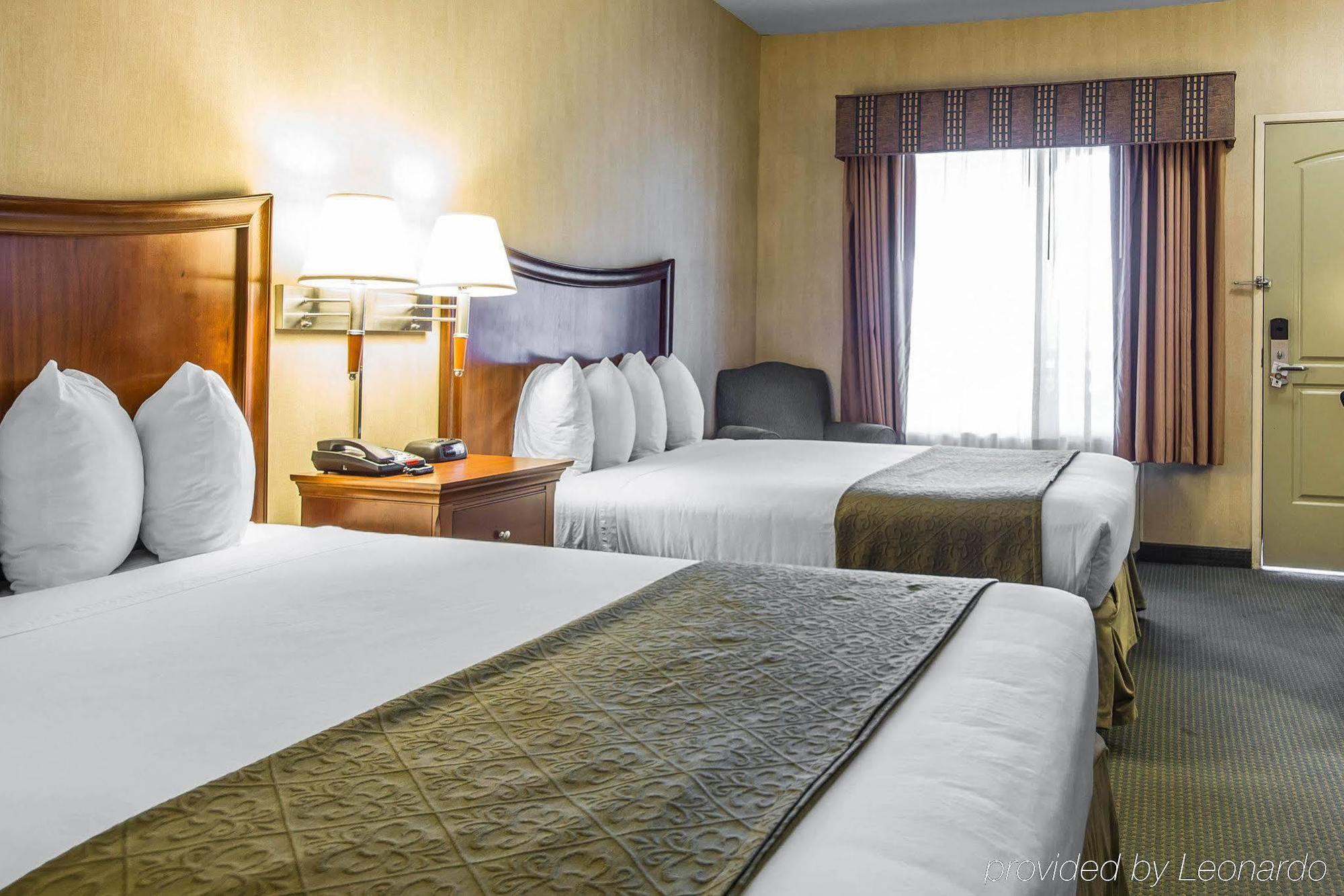 Quality Inn & Suites Livermore Wine Country Екстериор снимка