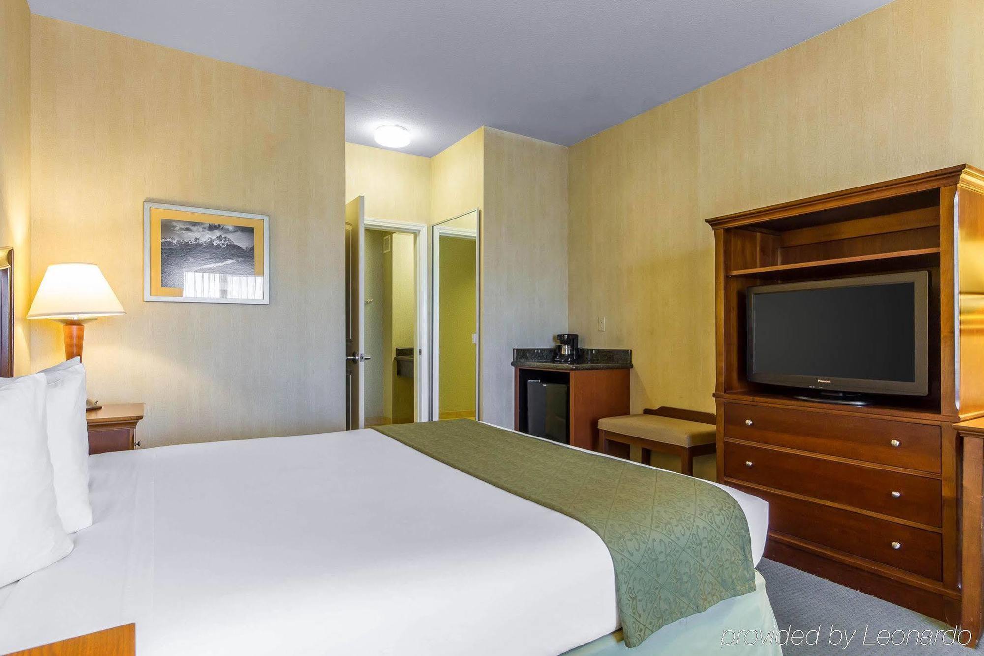 Quality Inn & Suites Livermore Wine Country Екстериор снимка