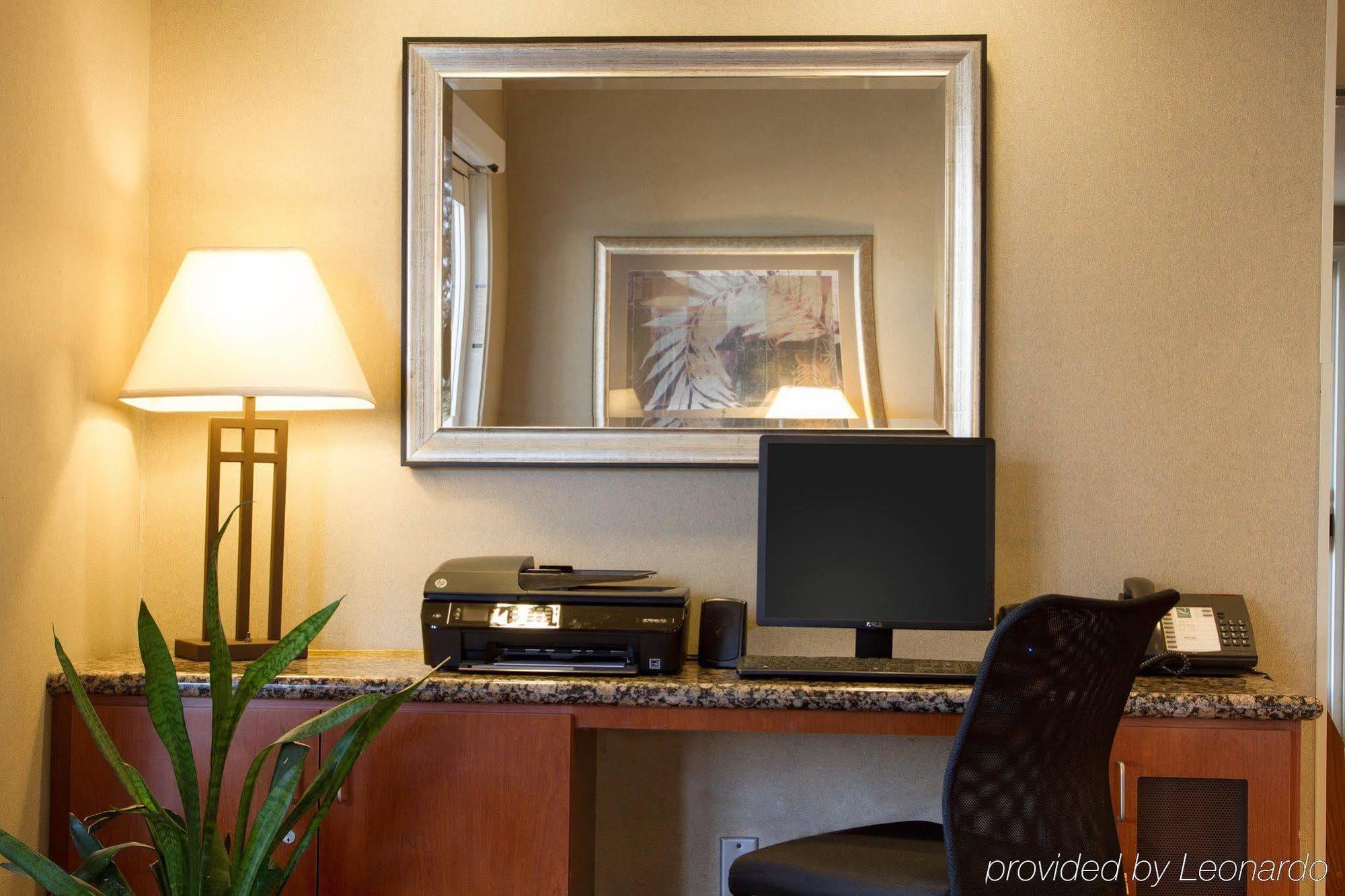 Quality Inn & Suites Livermore Wine Country Екстериор снимка